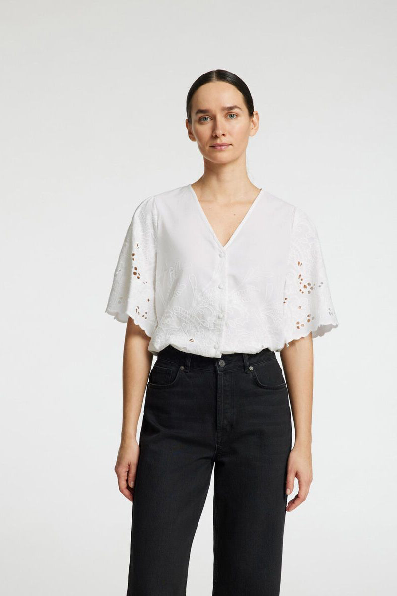 Camisa Bordada Inglés