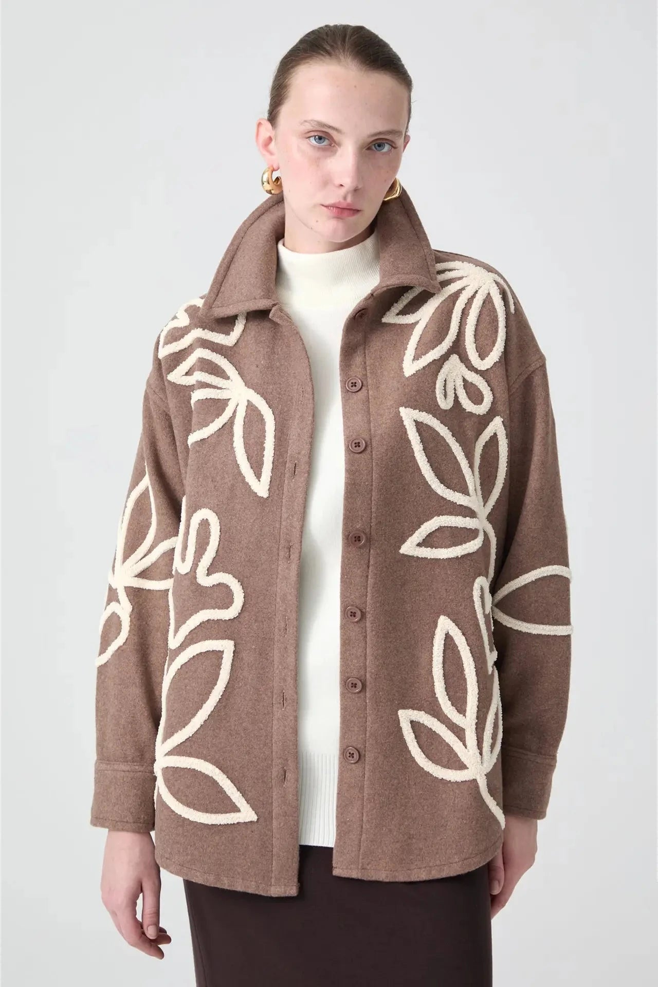 Chaqueta de Abrigo Bordada