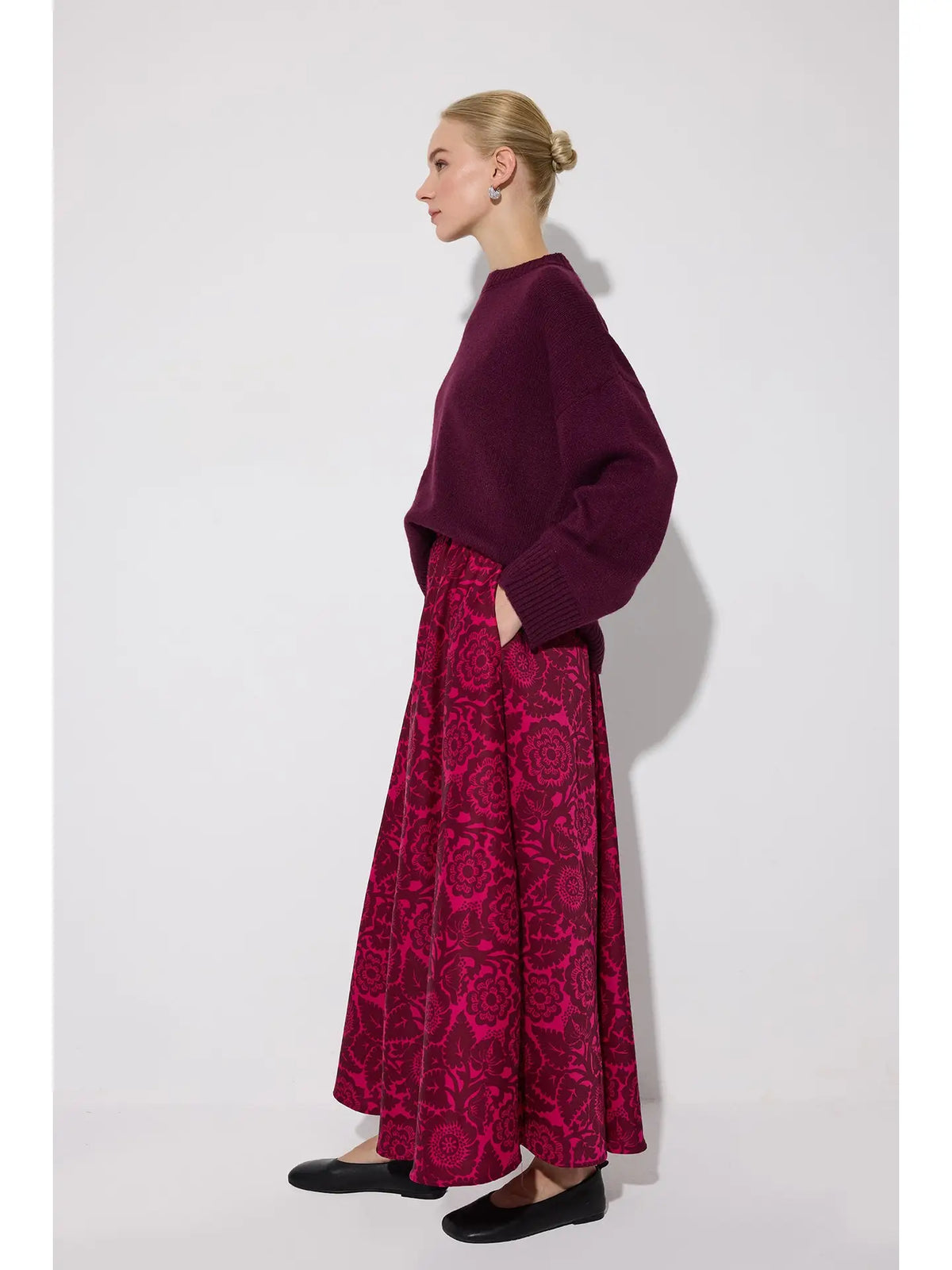 Falda Red Flowers