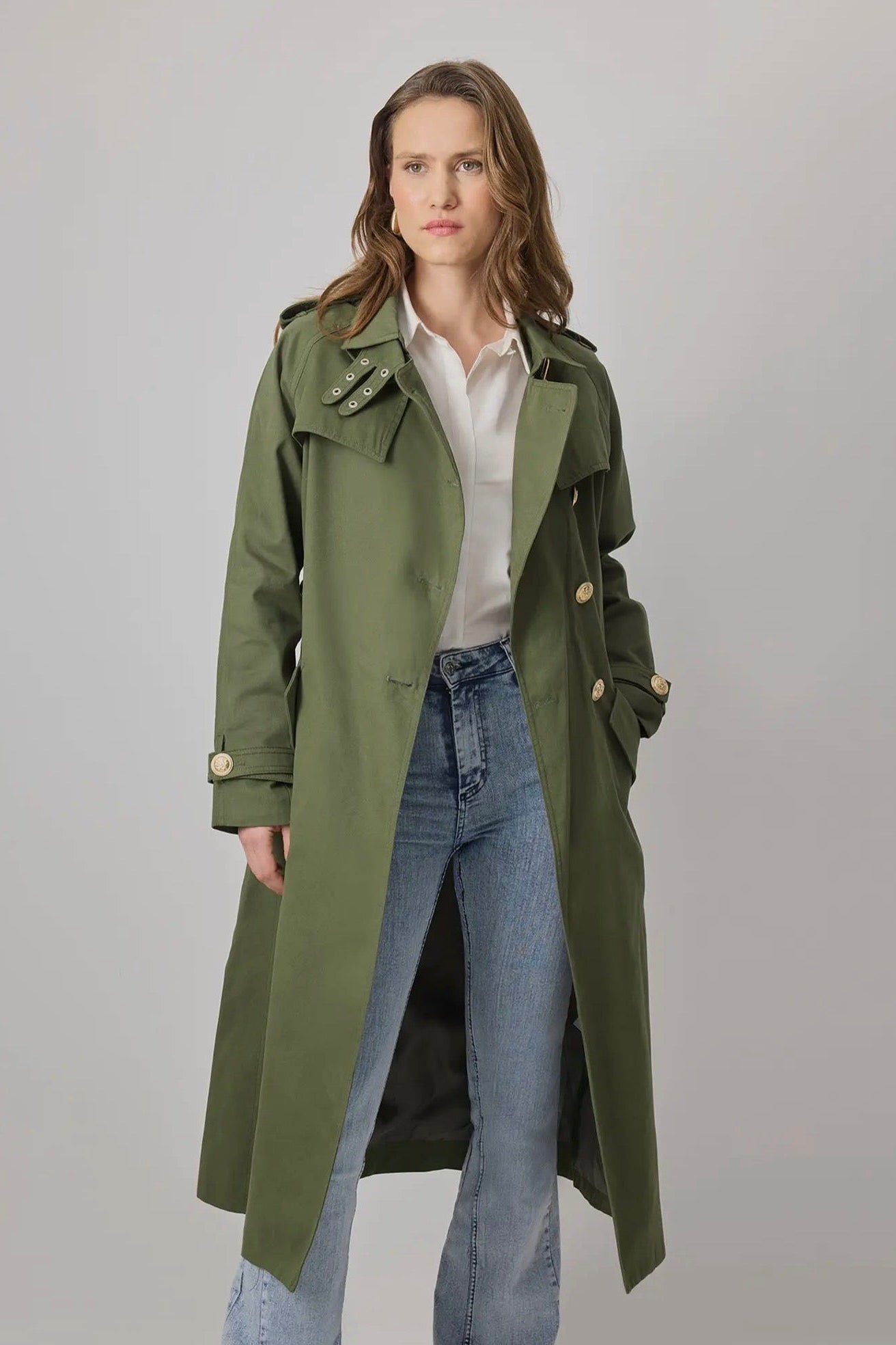 Trench Selvi
